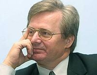 Я не хотів би вірити, що президент міг такі речі заявляти про двох офіційних мовах