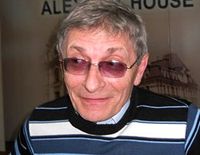 Ми поставили це ж питання соціологу Євгена Головахи, який відомий м'яким ставленням до двомовності: