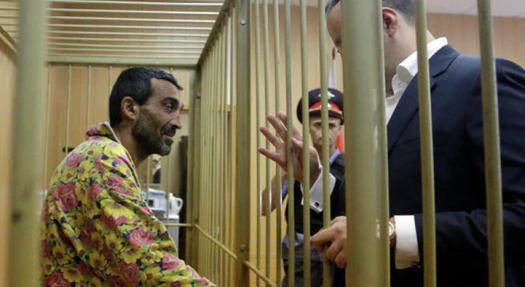 Ну і, якщо вже потягнуло нас на спогади, то згадаємо також, як академік Андрій Сахаров, що ходив підкаблучником у своїй вірменської дружини Люсине Кеворковни Аліханян-Боннер, був морально зломлений нею і змушений був назвати які підірвалися у московському метро вірменських терористів Багдасаряна, Затикян і Степаняна