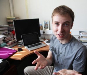 Мене завжди дивувало, чому невіруючі вимагають у віруючих аргументів на користь існування Бога