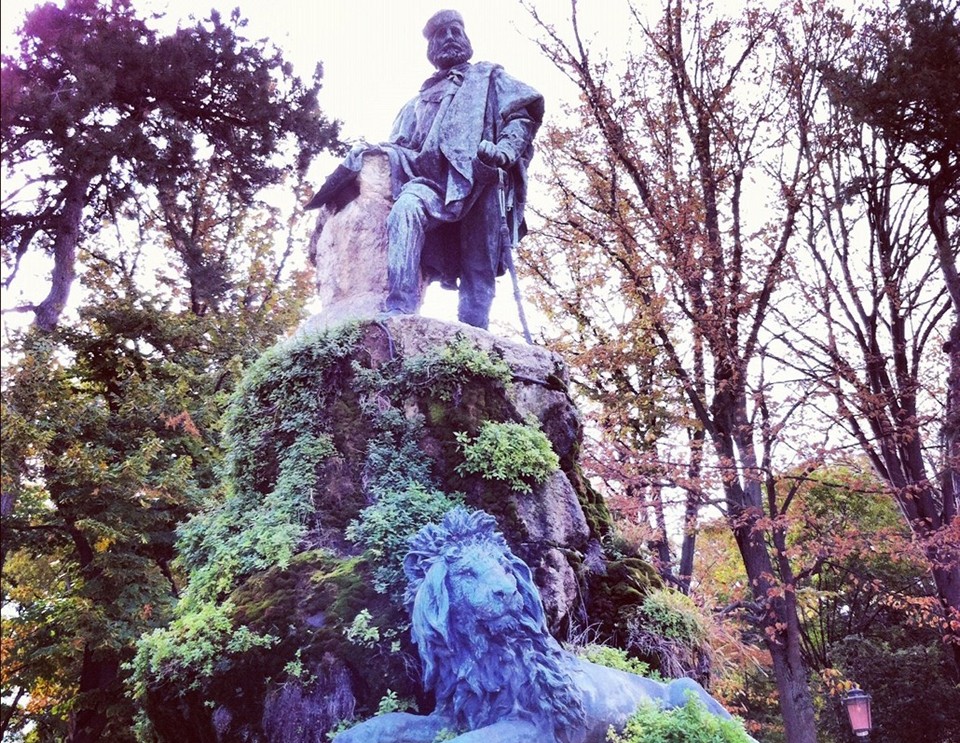 На сьогодні це єдиний пам'ятник Гарібальді в Росії