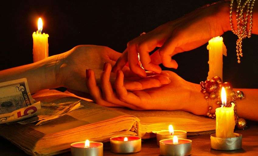 Безіменний палець із зіркою принесе у ваше життя багато творчої удачі, яку дуже складно буде вберегти