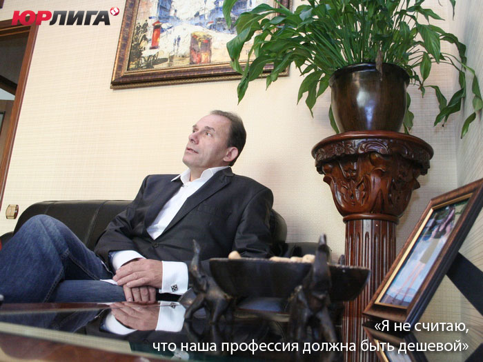 Тому в якійсь мірі треба ввести виборність суддів і їх звітність перед виборцями