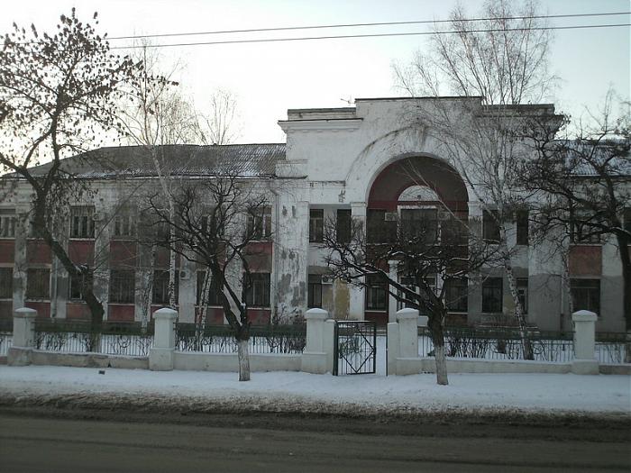 ТОВ Ювелірний Завод Золото, заснований в 2005 році, зараз знаходиться в поганому стані