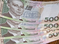 Національний банк України не змінив офіційний   курс долара сьогодні   , Залишивши його на позначці 800,42 грн за 100 доларів