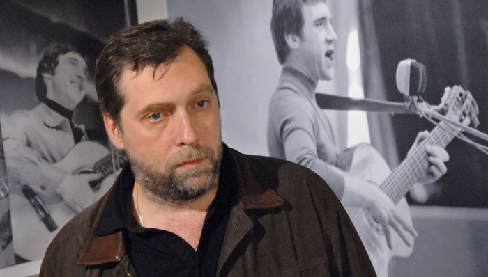 - Взагалі, є дивовижна річ: Висоцький живе якийсь своїм життям