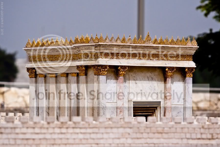 Крім язичників, сюди могли входити і євреї, які перебували в стані нечистоти і навіть ті, хто піддався відлучення (херем)