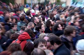 Ілюстративне фото: Штєпанка Будкова, Чеське радіо   Зараз реакція чеського суспільства викликана безпосереднім досвідом - українці працюють за дуже низьку плату, і чехи побоюються, що це знизить рівень зарплати місцевих робітників