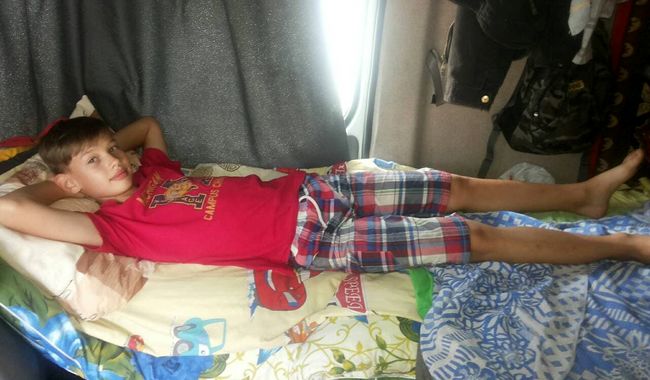 Є аптечка, вогнегасник