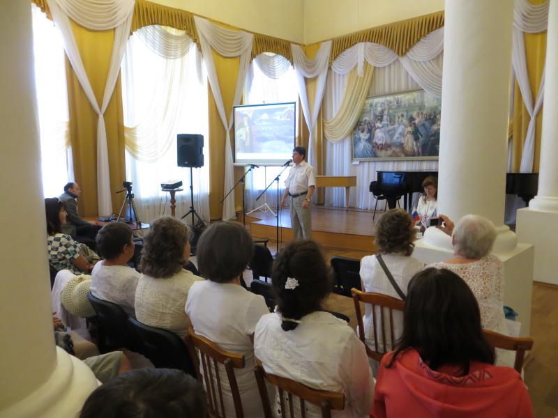 І такий вірний місіонер, як Алісія Родрігес, багато для цього робить