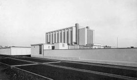 Страшніцкій крематорій, 30-ті роки 20-го століття   Не секрет, що чехи віддають перевагу кремацію поховання в землі практично поголовно