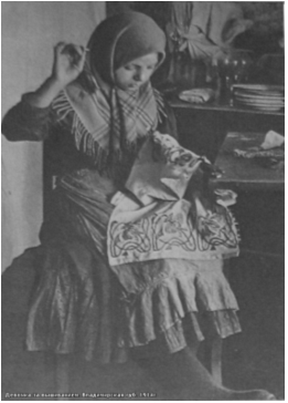 Вишивання було в основному поширене серед жінок знатних родин і черниць