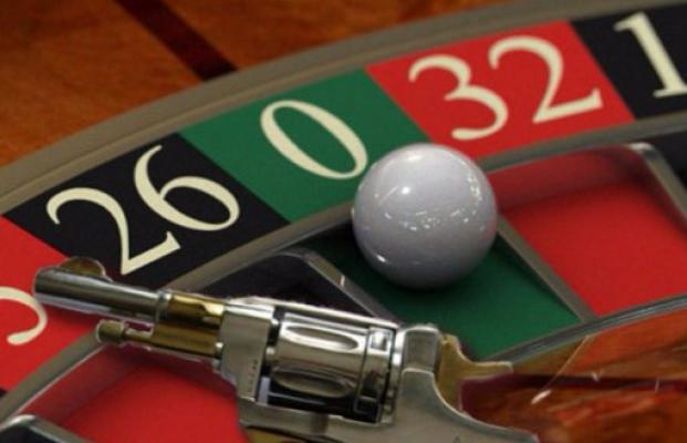 Одразу після складення Присяги, 70-й Держсекретар США Майк Помпео послав полум'яний привіт кремлівському керівництву, зазначивши, що завдяки американській політиці Росія   (фашистська держава   , Визнане Законом України від 20