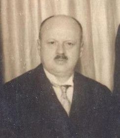 Франтішек Ступка, фото: відкритий джерело   Я не зустрічав згадок про його контактах з довоєнної чеської еміграцією або чехословацькими легіонерами, проте з культурними діячами своєї батьківщини він підтримував найтісніші зв'язки