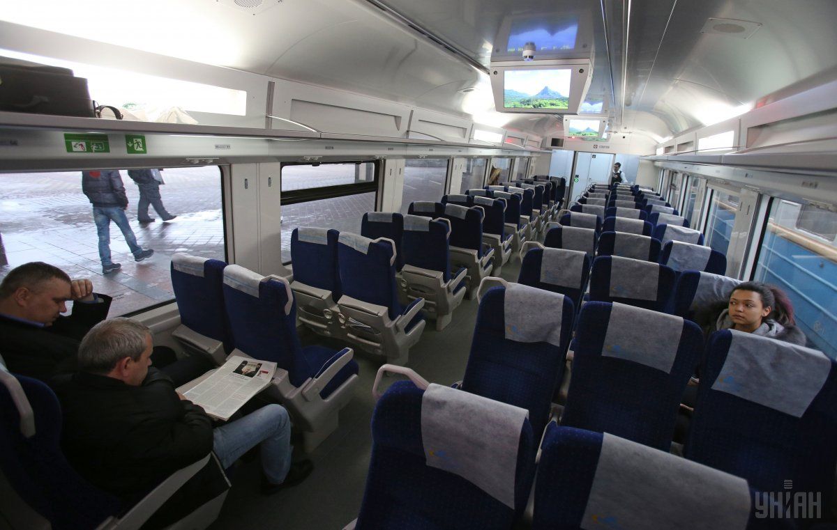 «Укрзалізниця» на 1 грудня завершить будівництво залізничного сполучення столиці з аеропортом, заявив глава компанії