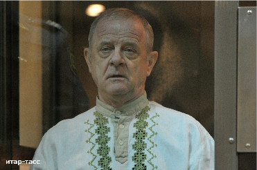 На наступний день після другого виправдувального вироку він був заарештований за звинуваченням у підготовці заколоту