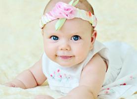 Зазвичай хрещення проводять в перший рік життя дитини, після того, як йому виповниться сорок днів