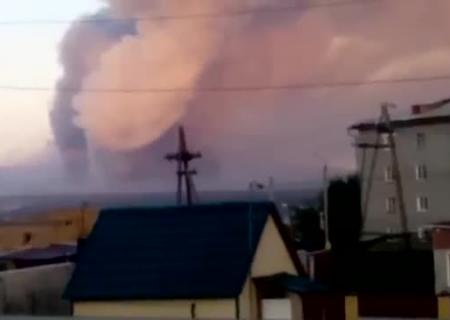 У Росії під час навчань ВДВ РФ і підрозділів Східного військового округу в районі гарнізону Сосновий бор з літака випала бойова машина десанту (БМД) з боєзапасом, в результаті чого сталося загоряння лісу, передає інформагентство   ЛIГАБiзнесIнформ