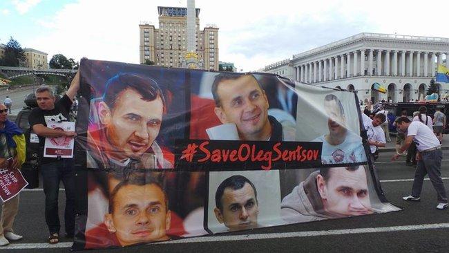 Держсекретар США Майк Помпео висловив стурбованість з приводу стану здоров'я незаконно ув'язненого в РФ українського режисера Олега Сенцова, який голодує з 14 травня