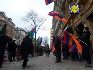 Конгрес азербайджанців Швеції в зв'язку з 24-ми роковинами Агдамського подій провів акцію протесту перед посольством Вірменії в Стокгольмі