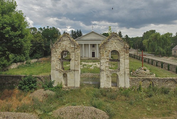 Аби пам'ятки до тих часів достояли