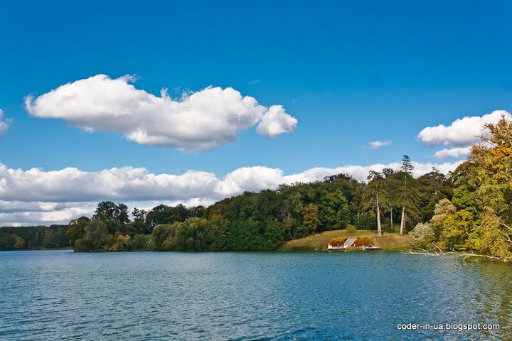 Також сюди навідувався український поет Тарас Шевченко