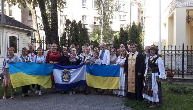 В Вильнюсе состоялась торжественная церемония поднятия Государственного Флага Украины / Фото: lithuania