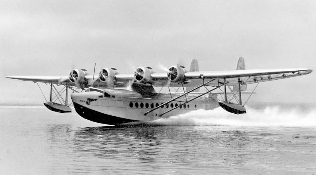 Його «літаючі кораблі» першими вийшли на трансконтинентальні пасажирські лінії, а літаки-амфібії стали сідати на воду