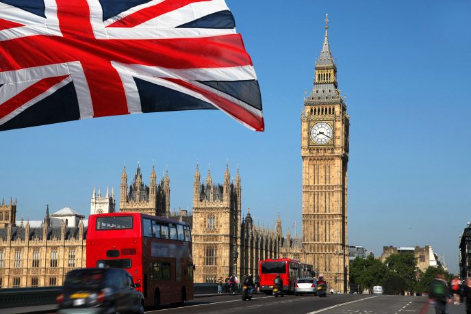 Наприклад, терміном «Great Britain» мається на увазі острів Великобританія (Англія + Шотландія + Уельс), а ось термін «British Islands» - держава Великобританія разом з Нормандськими островами і островом меном