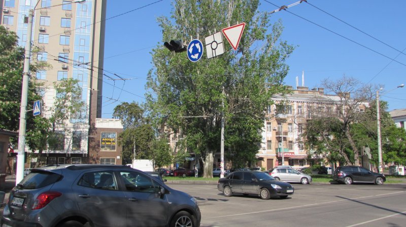 На українських дорогах - нові правила