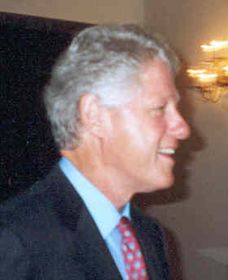 Екс-президент США Білл Клінтон Одним з учасників засідання Мадридського клубу в Празі став екс-президент США Білл Клінтон