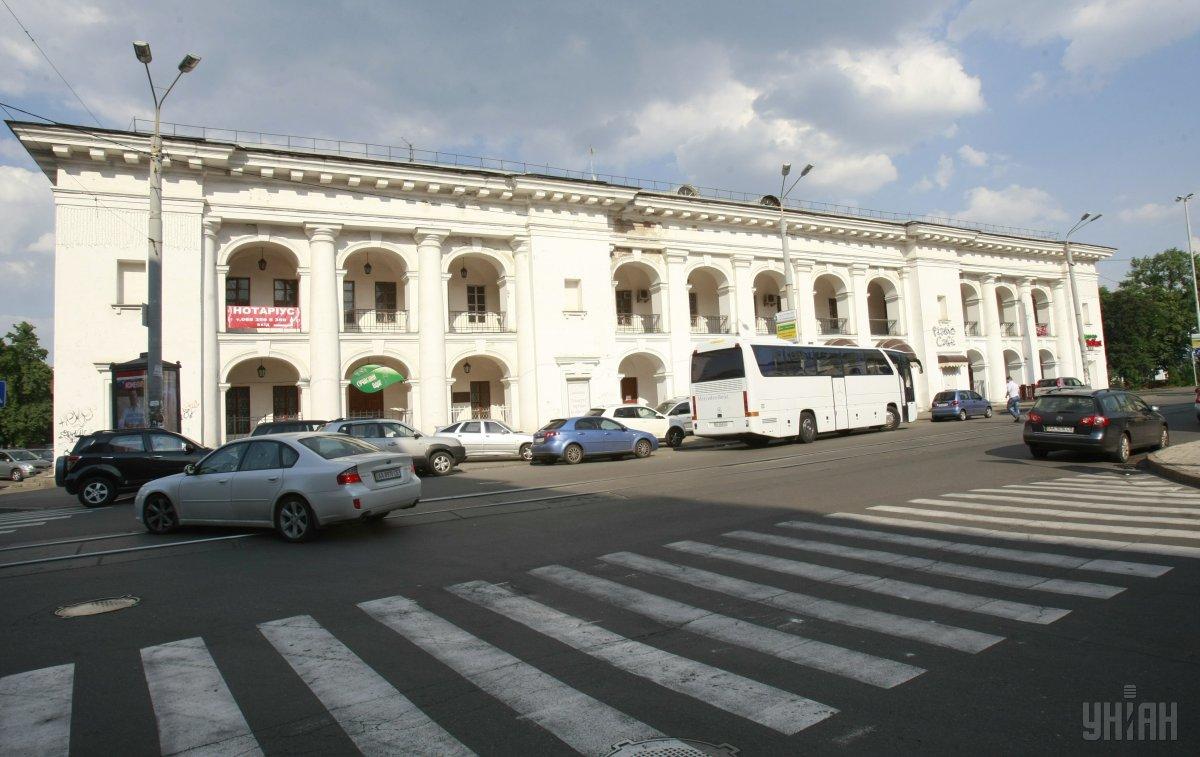 8 травня Верховний суд підтвердив право держави на будівлю Гостинного двору в Києві