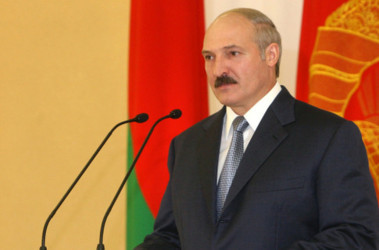 12 квітня 2011, 11:38 Переглядів:   Вибух в Мінську міг потроїти Лукашенко, пишуть західні видання, фото AFP