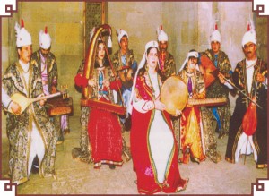 Примітивні культурні артефакти, знайдені під час археологічних розкопок на території Азербайджану, підтверджують старовину музичних традицій країни