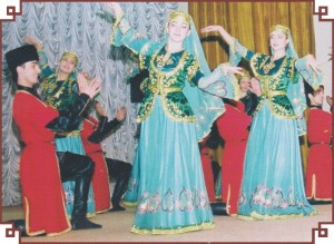 Азербайджанці пишаються своєю багатою національною культурою
