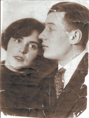 Борис Корнілов з дружиною Людмилою Борнштейн