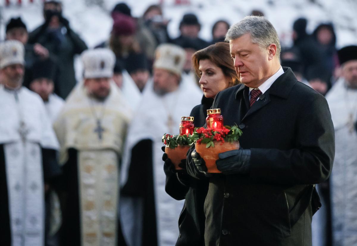 Президент Петро Порошенко зазначив, що в Кремлі знову ненавидять і бояться вільної європейської України, але вже не зможуть «повернути колесо історії назад»