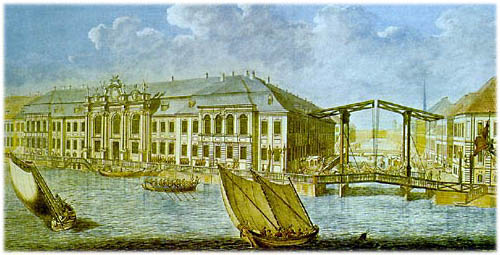 У 1723 році в Зимовий палац був переведений Сенат