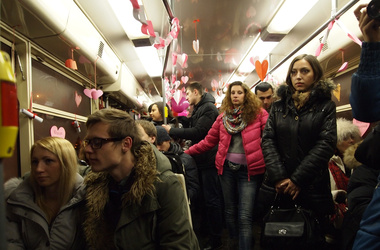6 лютого 2013, 16:52 Переглядiв:   По Харкову курсуватиме Трамвай закоханих