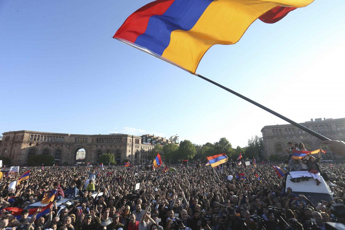 Робер Кочарян звинувачується у справі про розгін акцій протестів 1 березня 2008 року в Вірменії