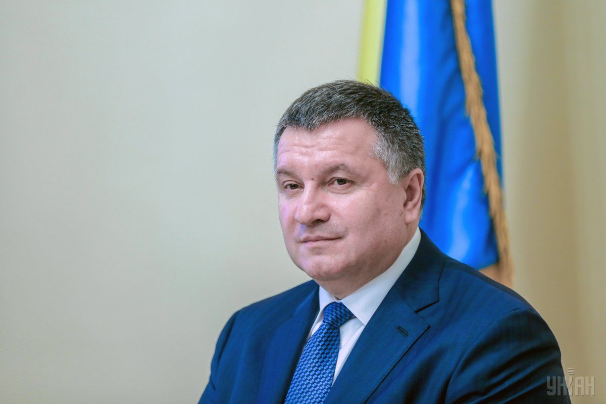 За словами міністра внутрішніх справ, рада діяти спокійніше обійшовся Україні окупацією Криму і частини Донбасу