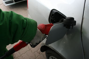 7 жовтня 2014 року, 5:05 Переглядів:   Якість бензину в Україні погіршився