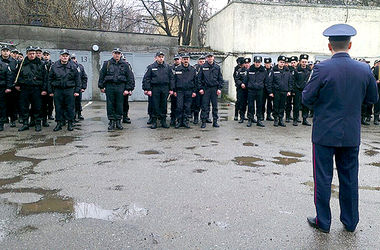 31 березня 2015 року, 18:50 Переглядів:   У 6 портах Одеської області буде виставлено майже 30 стаціонарних постів міліцейської охорони