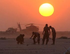Американські солдати в Іраку (Фото: ЧТК)   За словами президента, у нього не вистачає інформації, щоб оцінити загрозу, яка витікає з того, що у Іраку, ймовірно, є зброя масового ураження