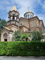 Батумі - місто багатонаціональне, тут проживати велика кількість представників різних релігій, одними з яких є православні вірмени
