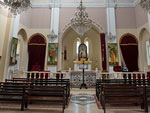 Вірменська апостольська церква в Батумі невелика і досить проста за своїм оформленням і декору