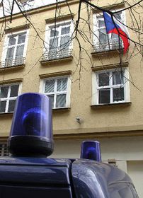 Чеське посольство у Варшаві (Фото: ЧТК)   - Я не можу точно сказати - в яких посольствах, і які заходи безпеки