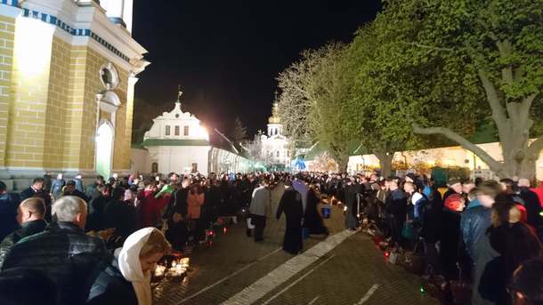 16 квітня 2017, 4:35 Переглядів:   Сьогодні, 16 квітня, православні християни всього світу відзначають головне свято богослужбового року - Великдень
