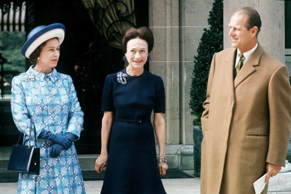 У цьому браслеті Уолліс була, коли королева приїжджала до Франції провідати вже дуже хворого герцога в 1972 р