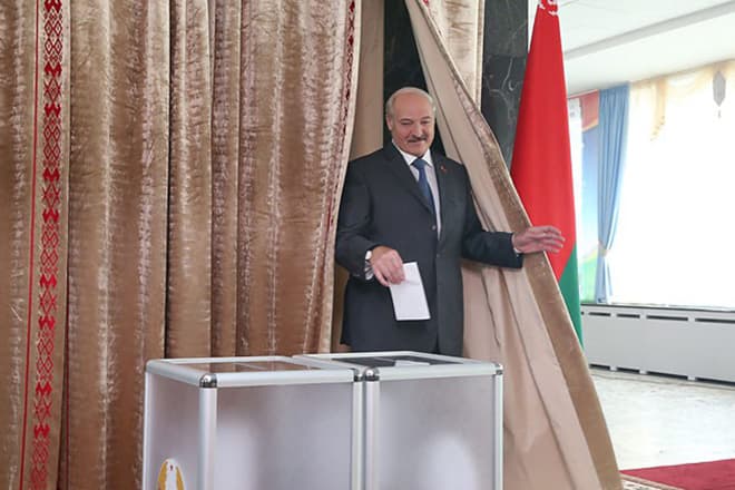 Для деяких відхід від Лукашенко став фіналом політичної біографії, так як лише одиниці не підтримують майбутнього білоруського главу людей змогли втриматися в верхніх ешелонах влади
